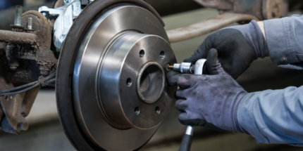 Original Factory Brake Disc Inspection, Tightening, and Maintenance Package